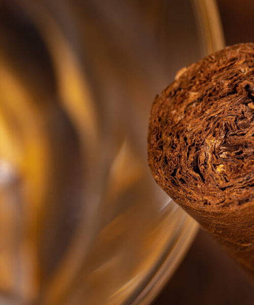 Experimenta los sabores exclusivos de los cigarros Empatía: Esmeralda y Zafiro